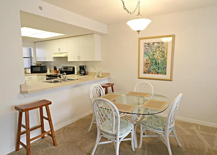 Ocean Village Club F22